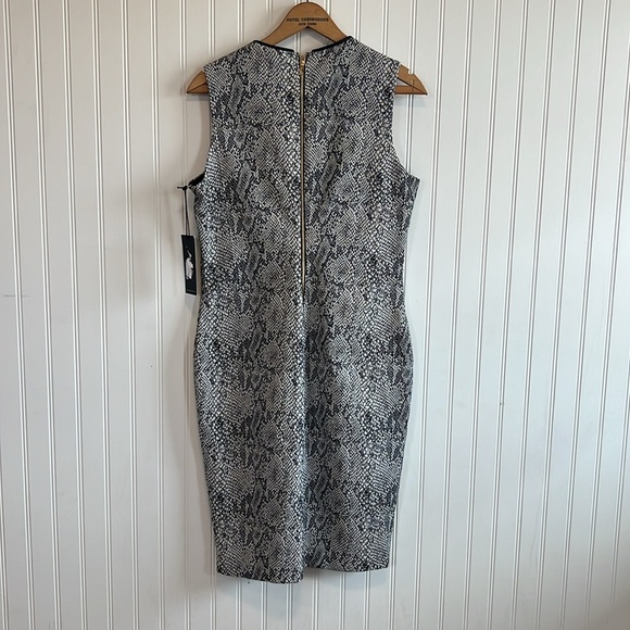 Hunter Bell Sleeveless Snake Print Dress size large NWT - Picture 4 of 11